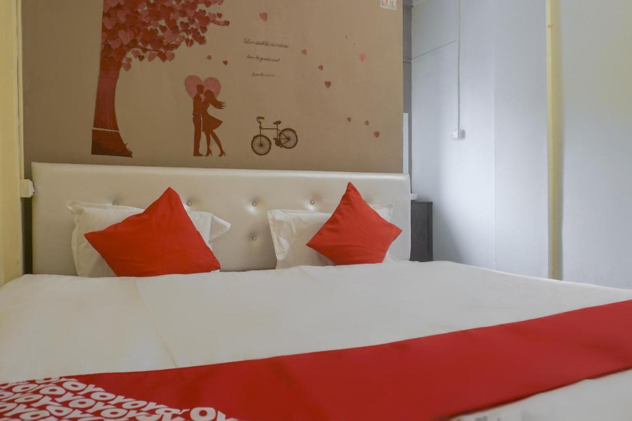 Hotel O R K Hotel Pimpri-Chinchwad Extérieur photo